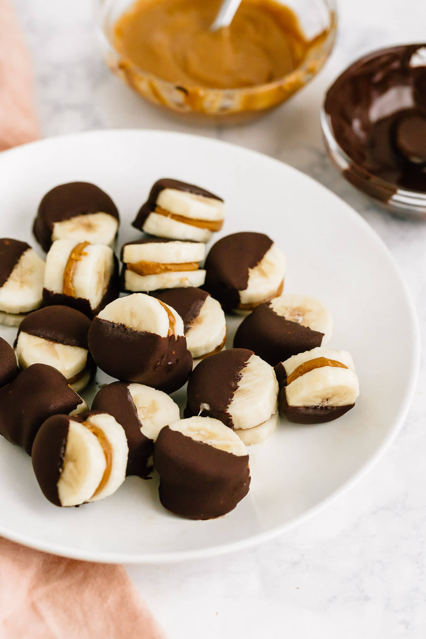 These frozen chocolate covered peanut butter banana bites are the perfect healthy frozen treat.