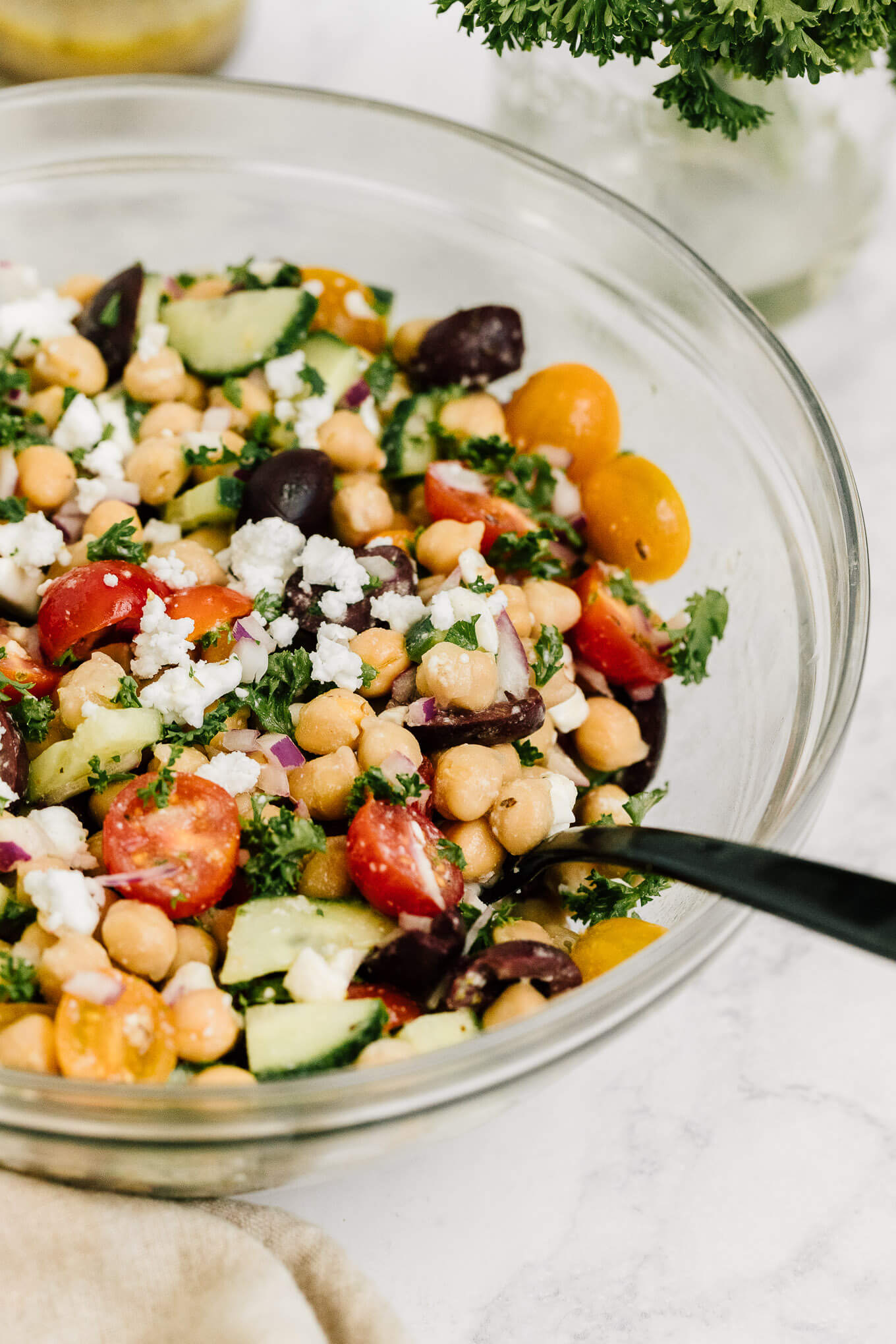 Easy Greek Chickpea Salad