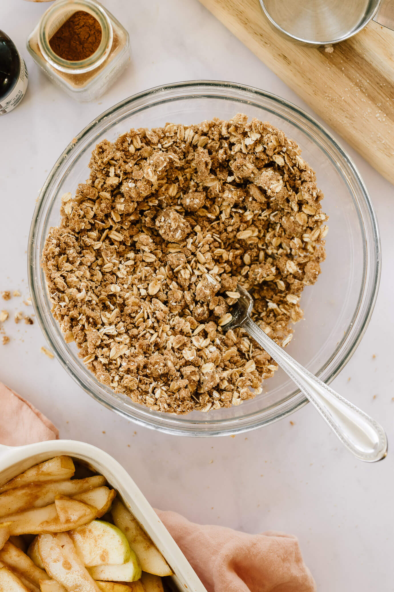 gluten-free oatmeal crumble