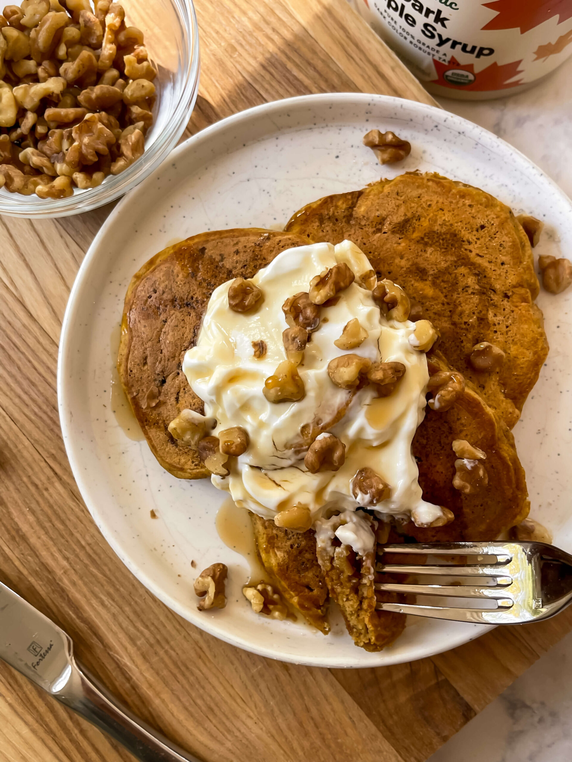 Healthy Pumpkin Yogurt Pancakes