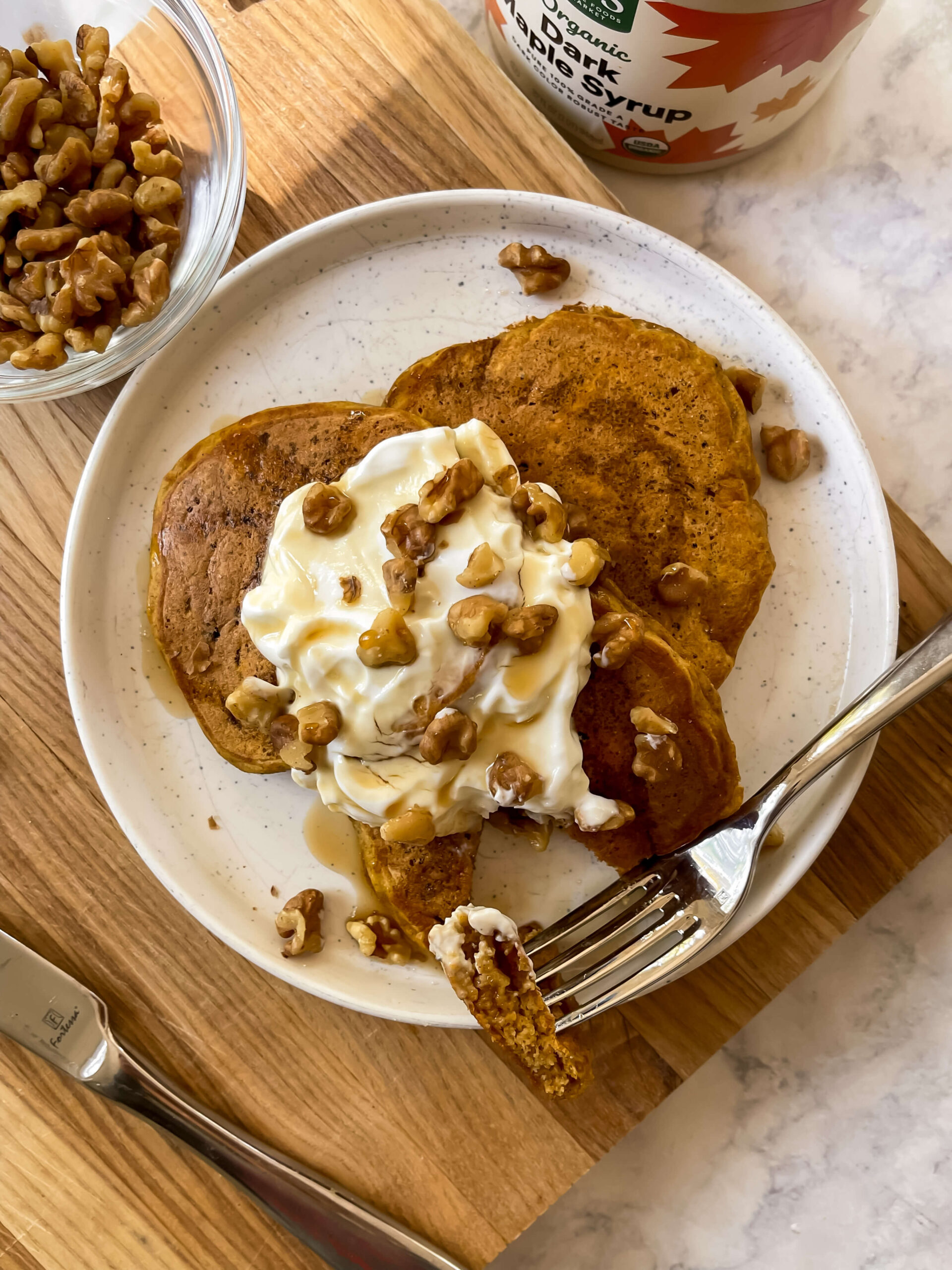 Healthy Pumpkin Yogurt Pancakes